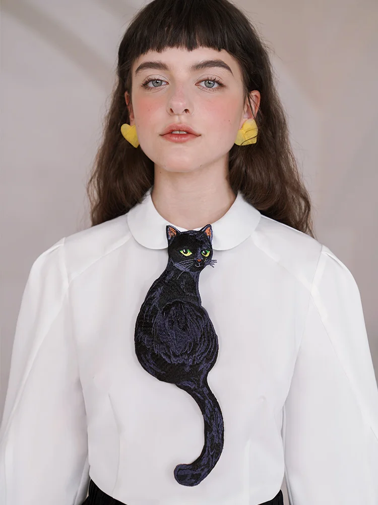 

Original Design Novelty Personality Fashion Neck Tie Women Vintage Whimsical Playful Black Kitty Embroidery All-Match Neck Tie