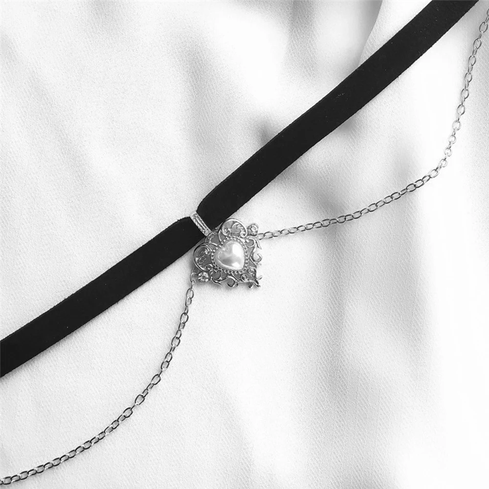 Women Party Velvet Jewelry Vintage Women Gifts Pendant Heart Necklace Choker Chain Love Heart