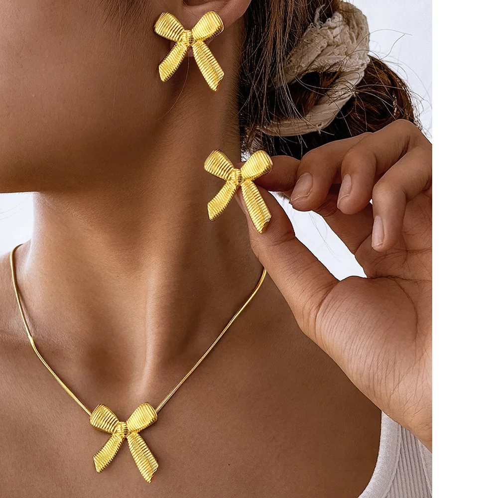 

Boho Bow Stud Earrings and Necklace Set, Waterproof and Fade-Free, Women's Jewelry, Wedding Party Favors