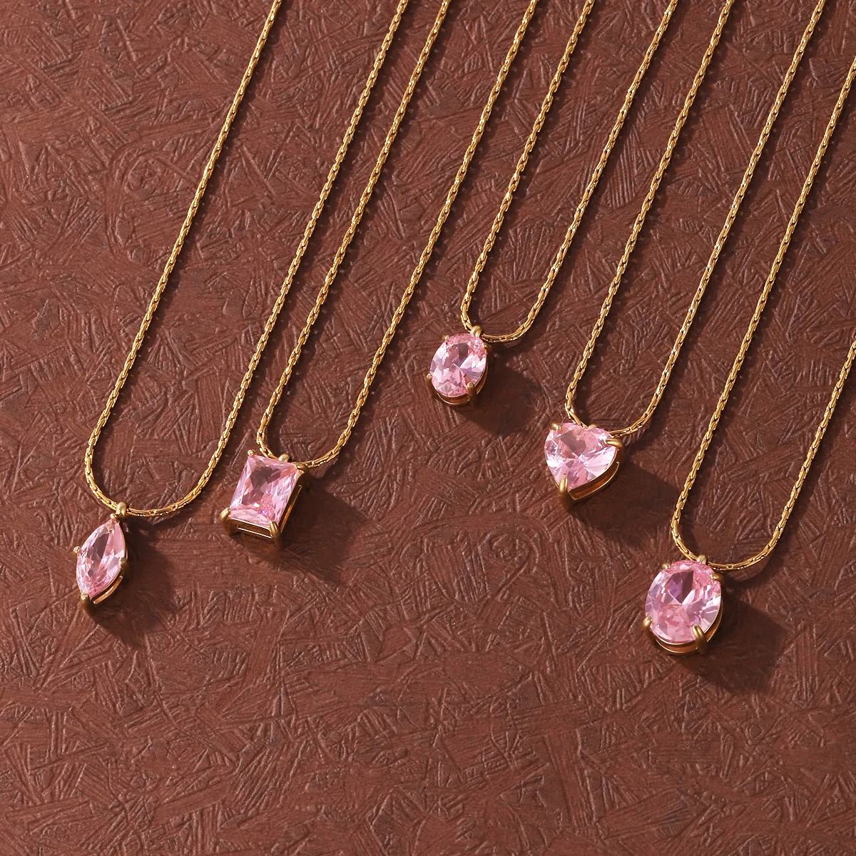 PVD 18K Edelstahl Rosa Zirkon Anhänger Quadratisch Oval Herz Halskette Wasserdicht Vergoldete Kette Damen Mode Schmuck Geschenk
