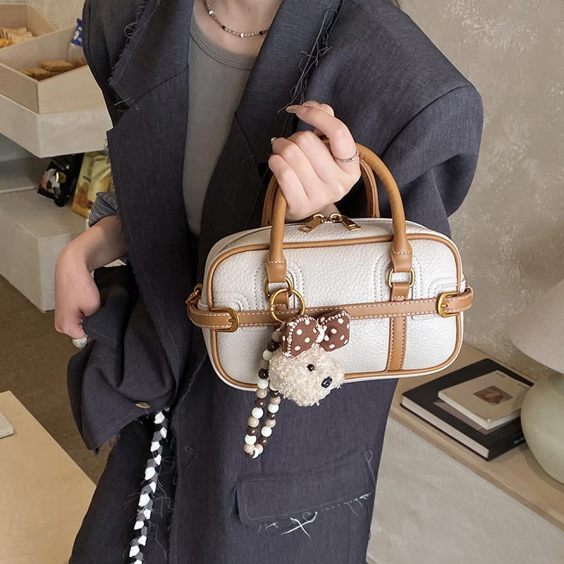 

Famous trendy design shoulder bag, comfortable and portable handbag, women's zipper crossbody bag with luxury chain strap