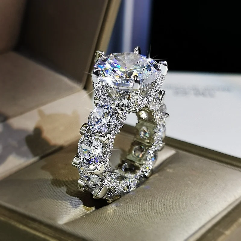 

Exaggerated Princess Ring with Diamond Embedding Fashionable Jewelry Ring Floral Pattern for Women Alloy Embedded Artificial ...