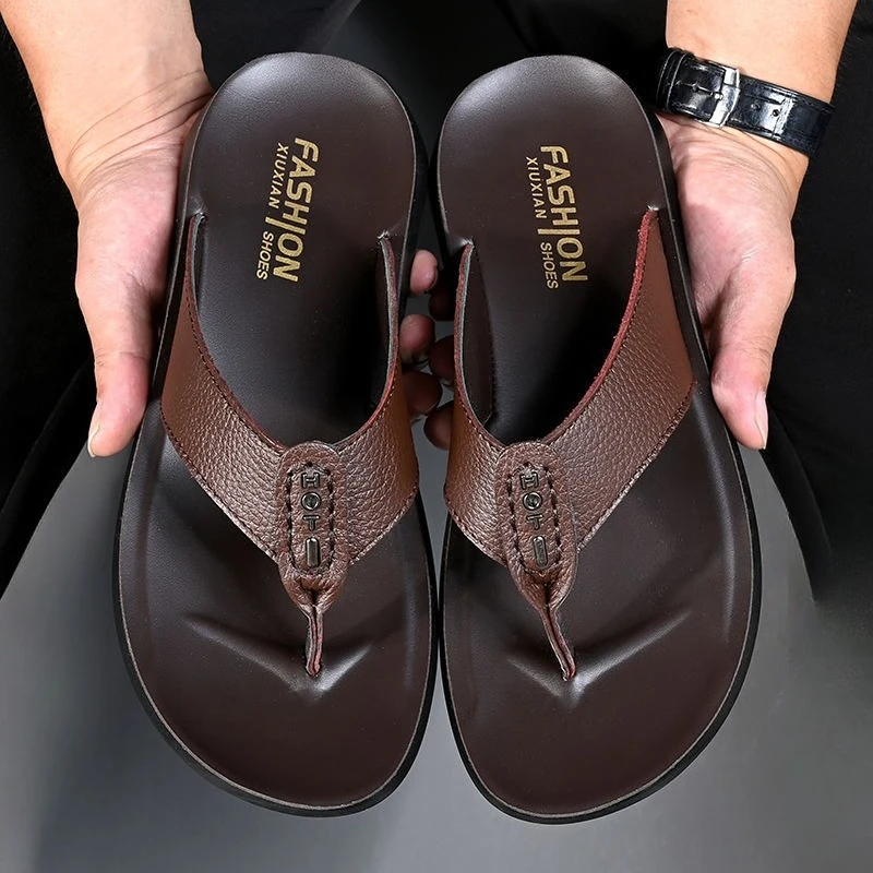 

Hot Sale Men's Flip Flops High Quality Genuine Leather Men Slippers New Summer Beach Sandals Fashion Soft Soled Men Casual Shoes