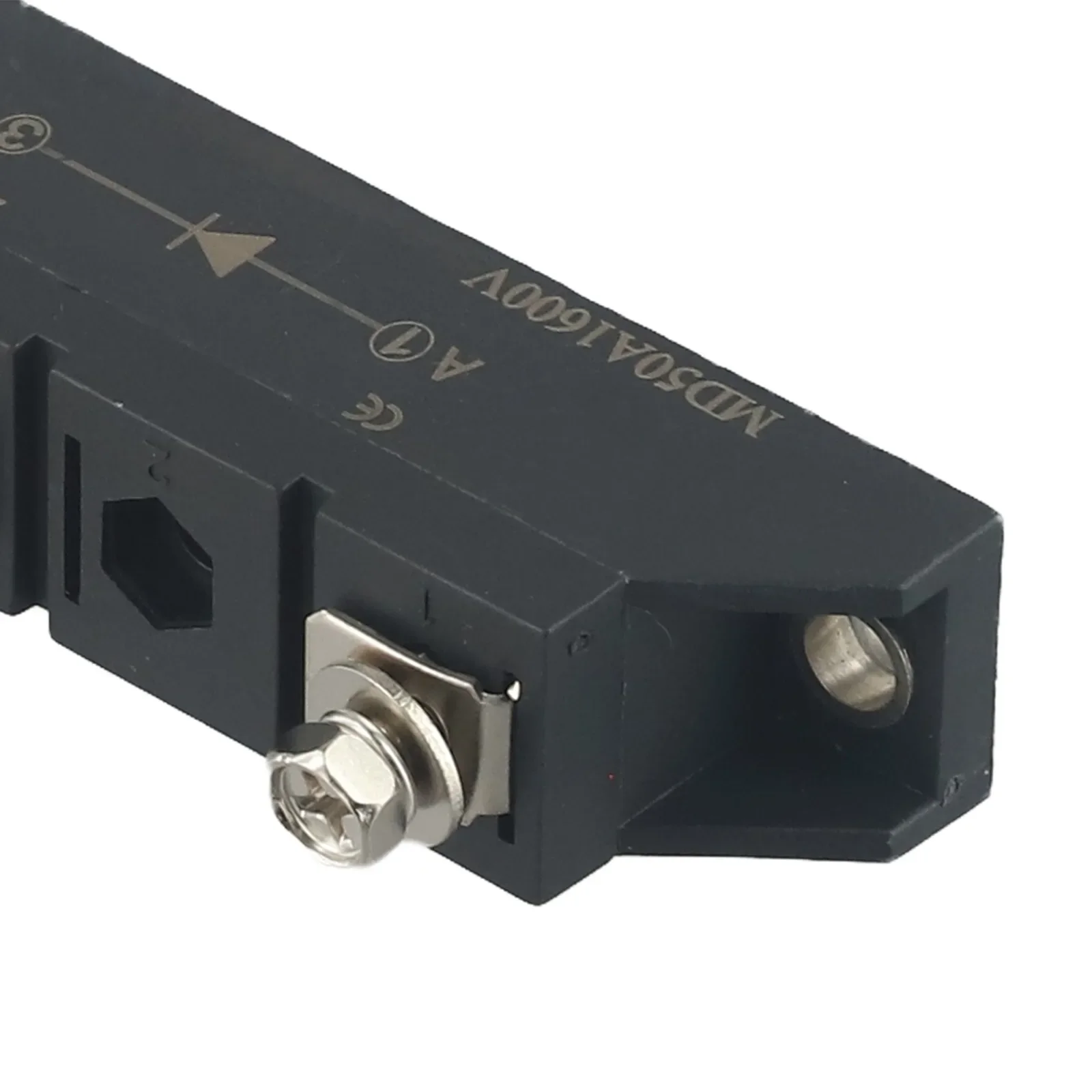 صمام ثنائي للشحن المضاد للعكس MD50A/MD100A/MD200A1600V وحدة صمام ثنائي مضاد للعكس 5555555555555555555555555555555555555555555555555