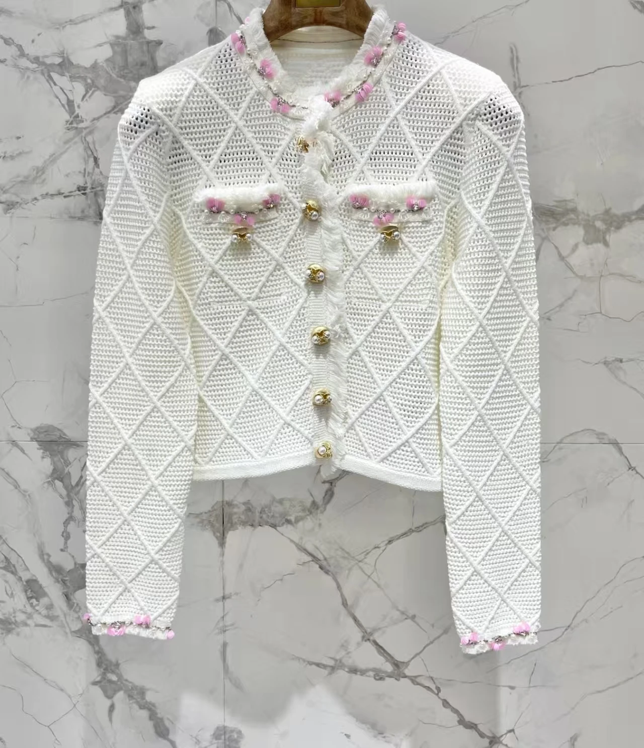 Autumn and winter new vintage heavy industry diamond patterned knitted round neck single breasted jacket for women