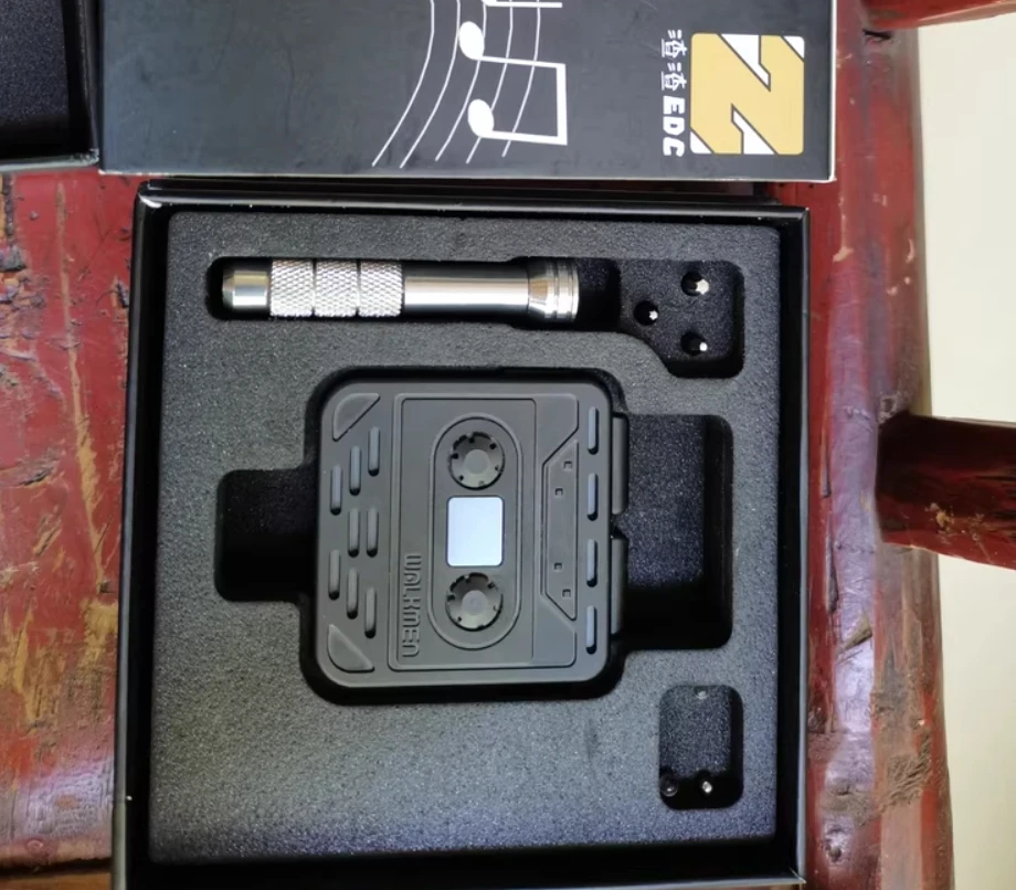 

Б/у EDC Atiedc Walkman EDC Titanium Black слайдер для декомпрессии игрушки