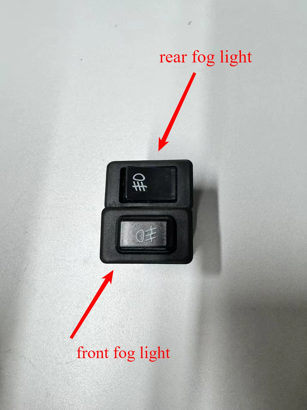 1 Piece Defroster Switch For Pajero MR298215 Emergency Warning Lights Switch For Montero V31 V33 V43 Antenna Switch Mirror