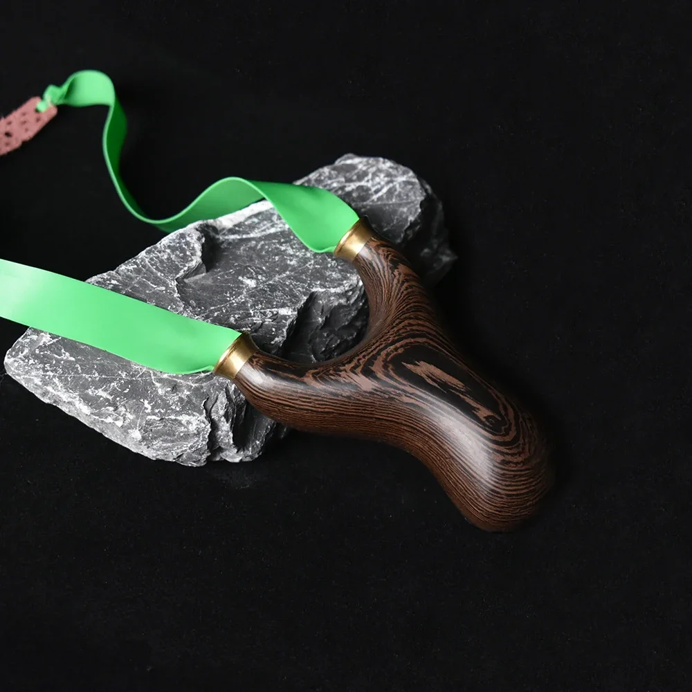 

Black Brown Solid Wood Pattern Slingshot Mini All-wood High-quality Shooting Slingshot Portable Hunting Shooting