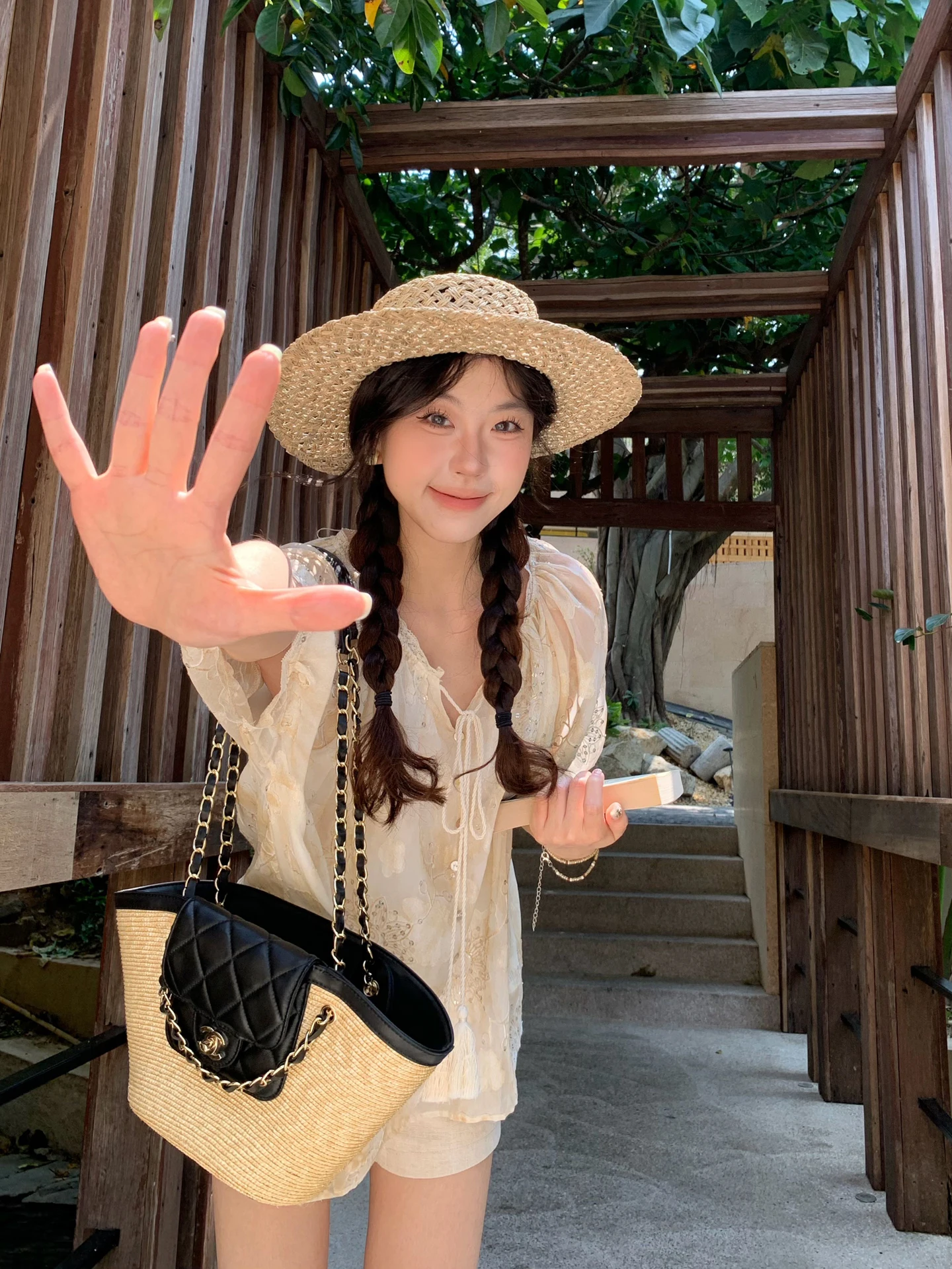 

Летняя блузка Moby с V-образным вырезом, вышивкой и цветочным мотивом, из шифона, с коротким рукавом, свободного кроя, с бахромой и поясом, во французском стиле