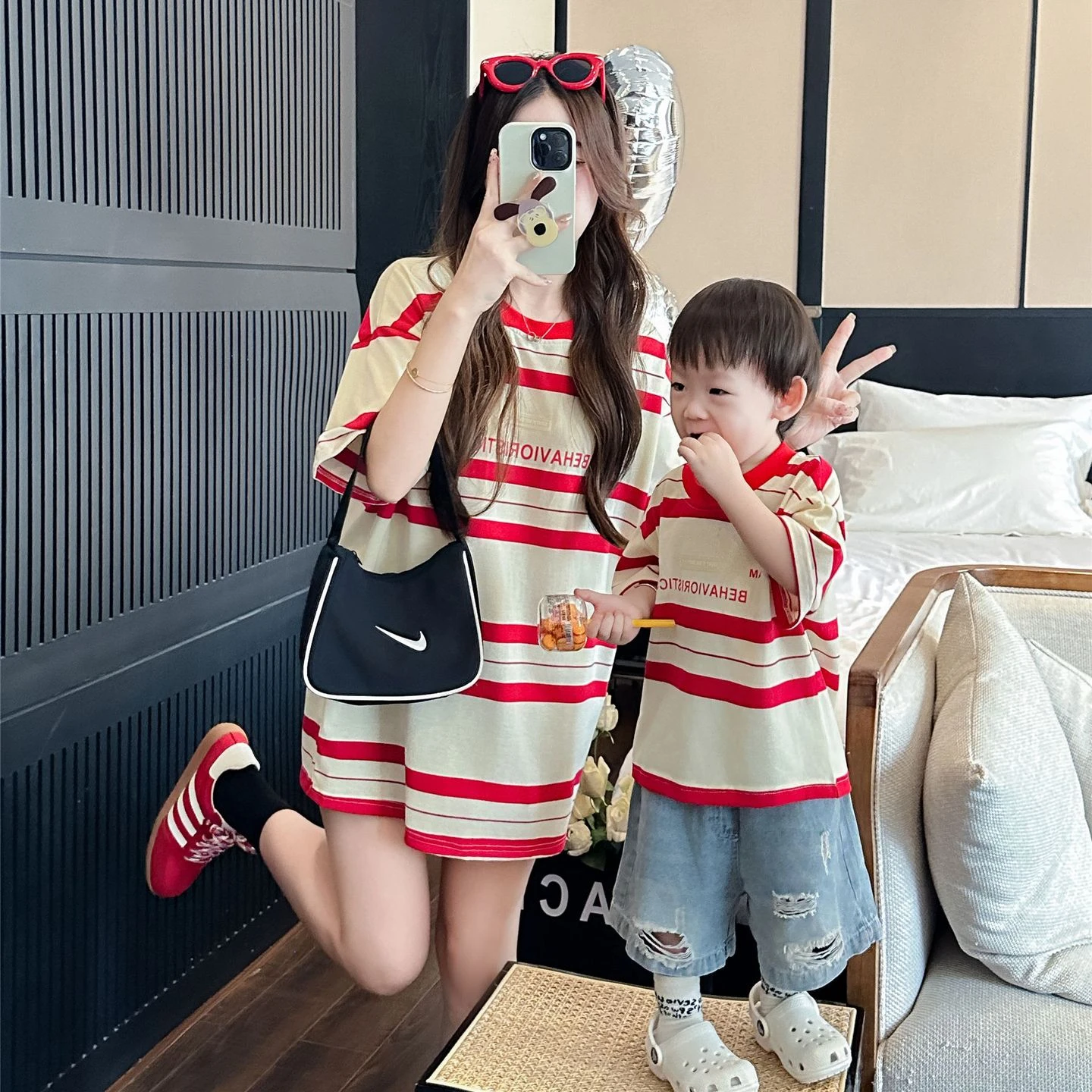 Family Red Striped T Shirts 2024 Summer Father Mother and Daughter Son Matching Cotton Short Sleeve Tee Shirt Newborn Bodysuit