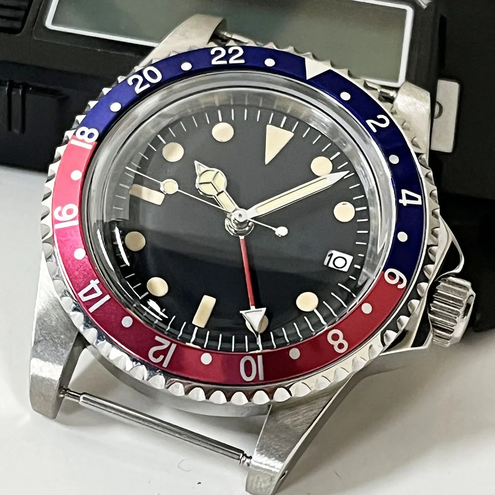 Multicolor circle GMT Men\'s, one-way bezel Waterproof Luxury Men\'s 39.5mm domed glass Mechanical Clock Dive NH34 Automatic watch