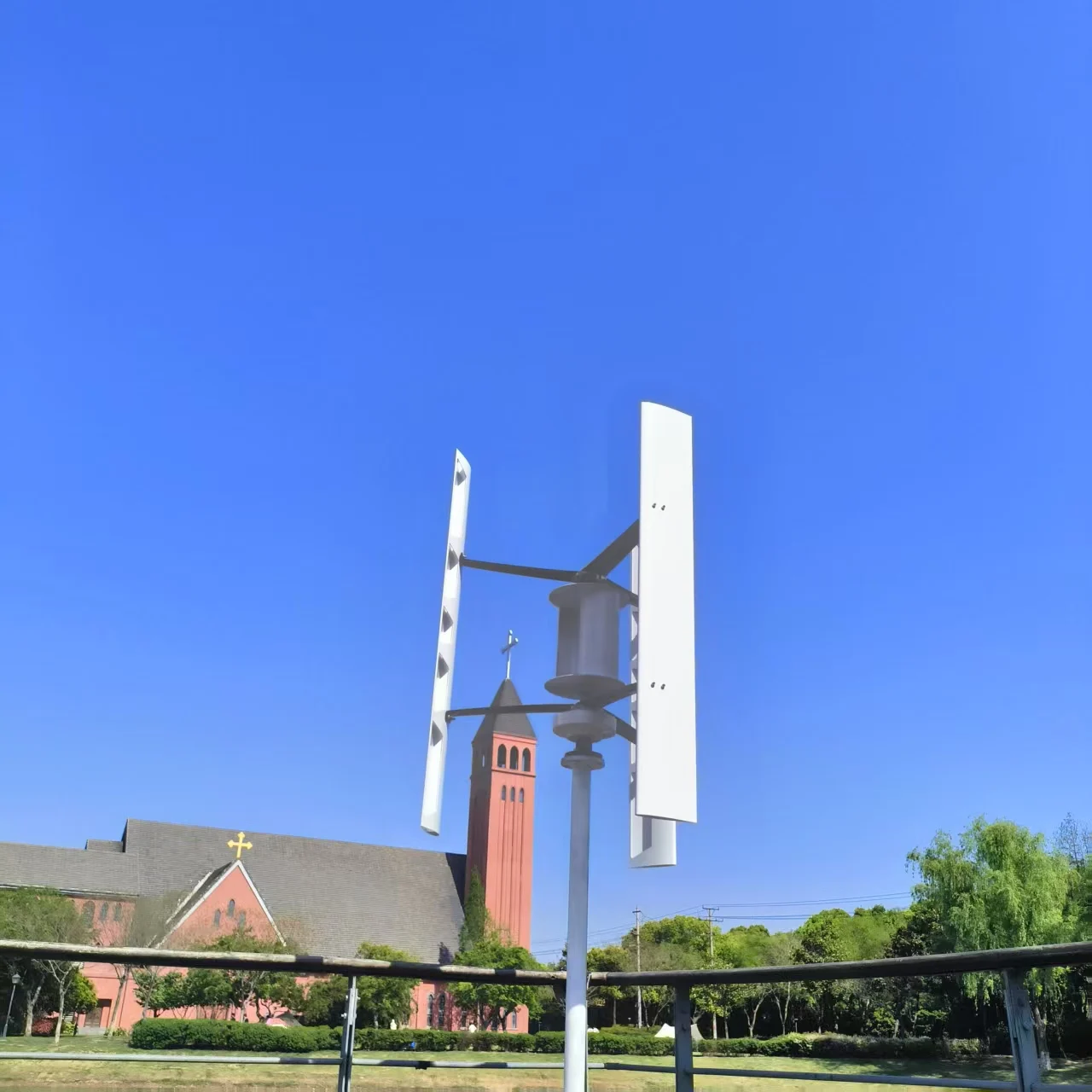 China Factory 15000w Wind Turbine Generator With MPPT Controller For Home Low Noise 12V 24V 48V Vertical Windmill off-grid