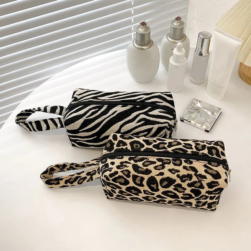 Cute Fashion Women's Cosmetic Bag Fashion Tote Bag Travel Portable Toiletries Large Capacity Storage Bag Girl Gift