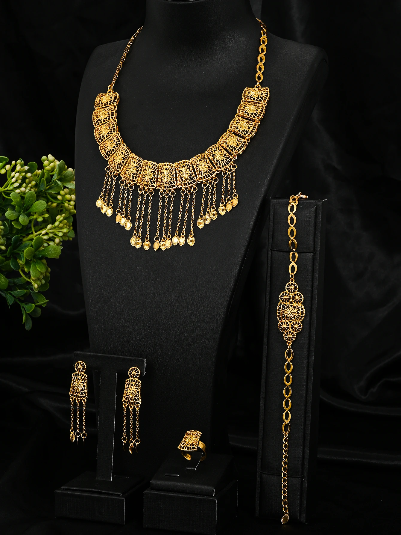 African Fashion Jewelry Set Luxury Pendant Necklace Bracelet Earrings Ring for Women Engagement Party Gift