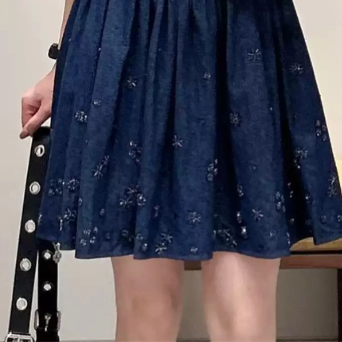 Vestido de mezclilla con lentejuelas y bordados para mujer + Camisa de un solo botón + Falda pantalón con cremallera + Falda con cintura elástica Jupe2026 Moda de verano