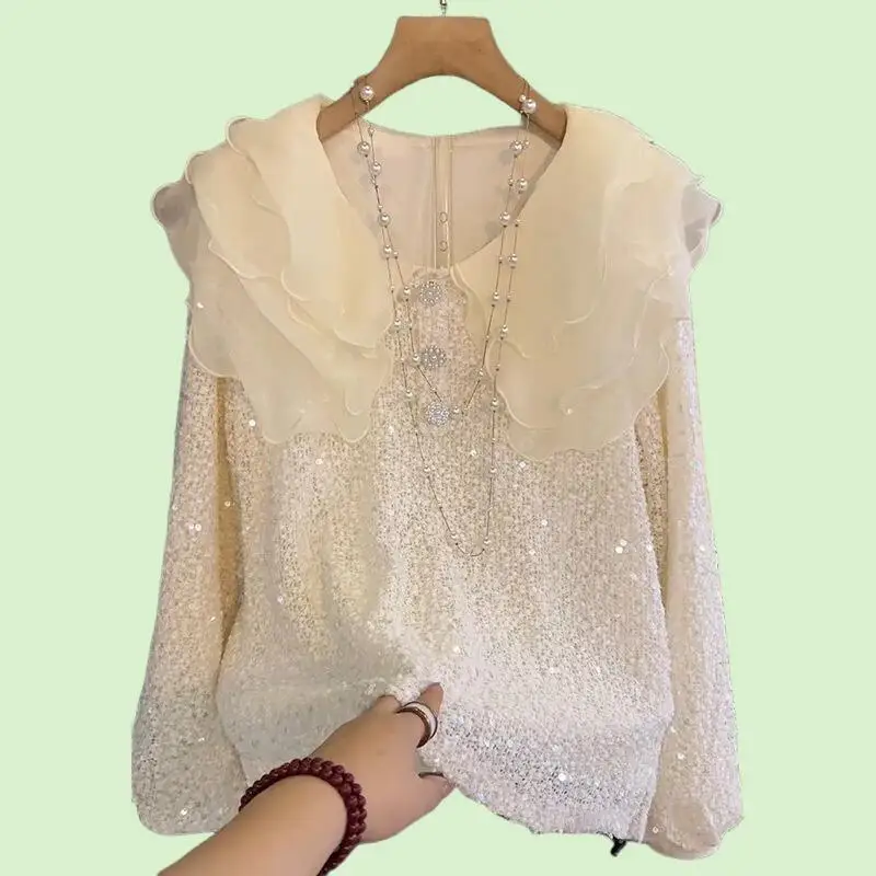 

2025Autumnwinter Women New Fashion Sweet French Doll Neck Sparkling T Shirt Light Luxury Western Style Loose Design T Shirt Tops