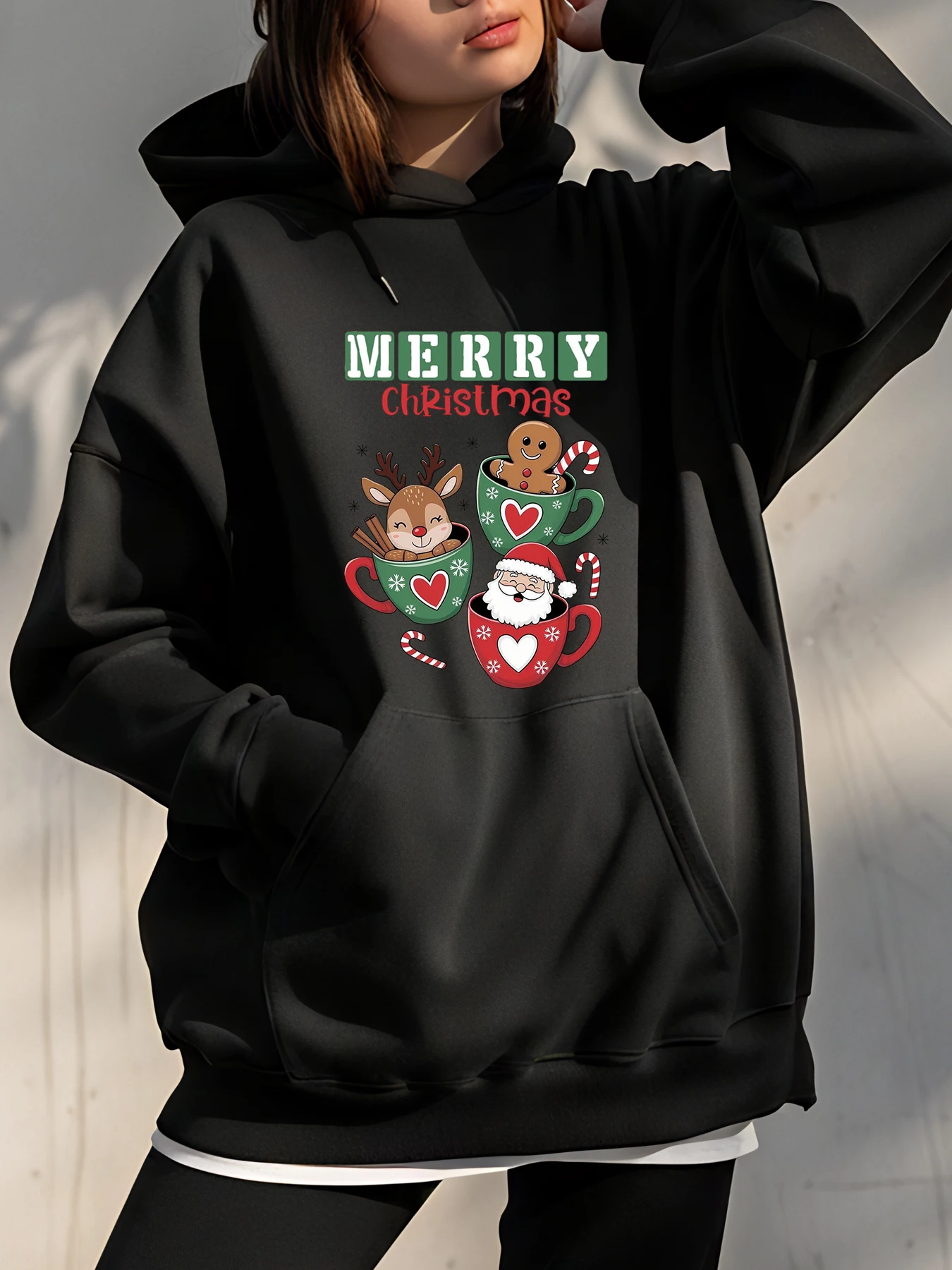 

Рождественская толстовка с принтом кружки и оленей Санта-Клауса и пряники для женщин, зимний праздничный наряд
