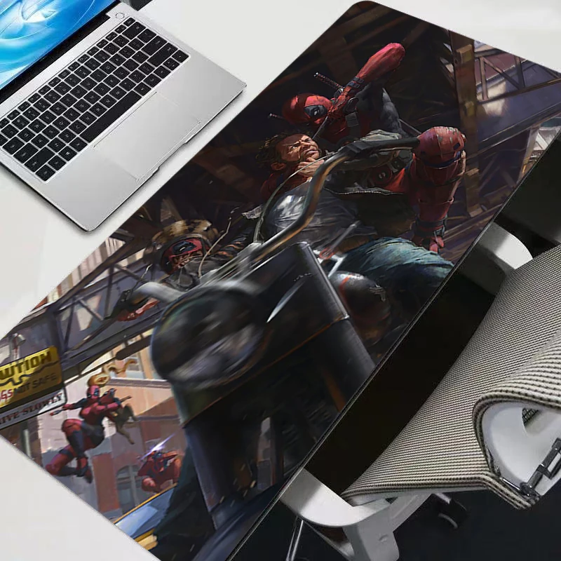 Tappetini per mouse Anime Deadpool Mousepad Tappetino per mouse da ufficio Tappetino per mouse da gioco per la casa Tappetino per tastiera antiscivolo per computer Tappetino per mouse per PC Nuovo tappetino da tavolo