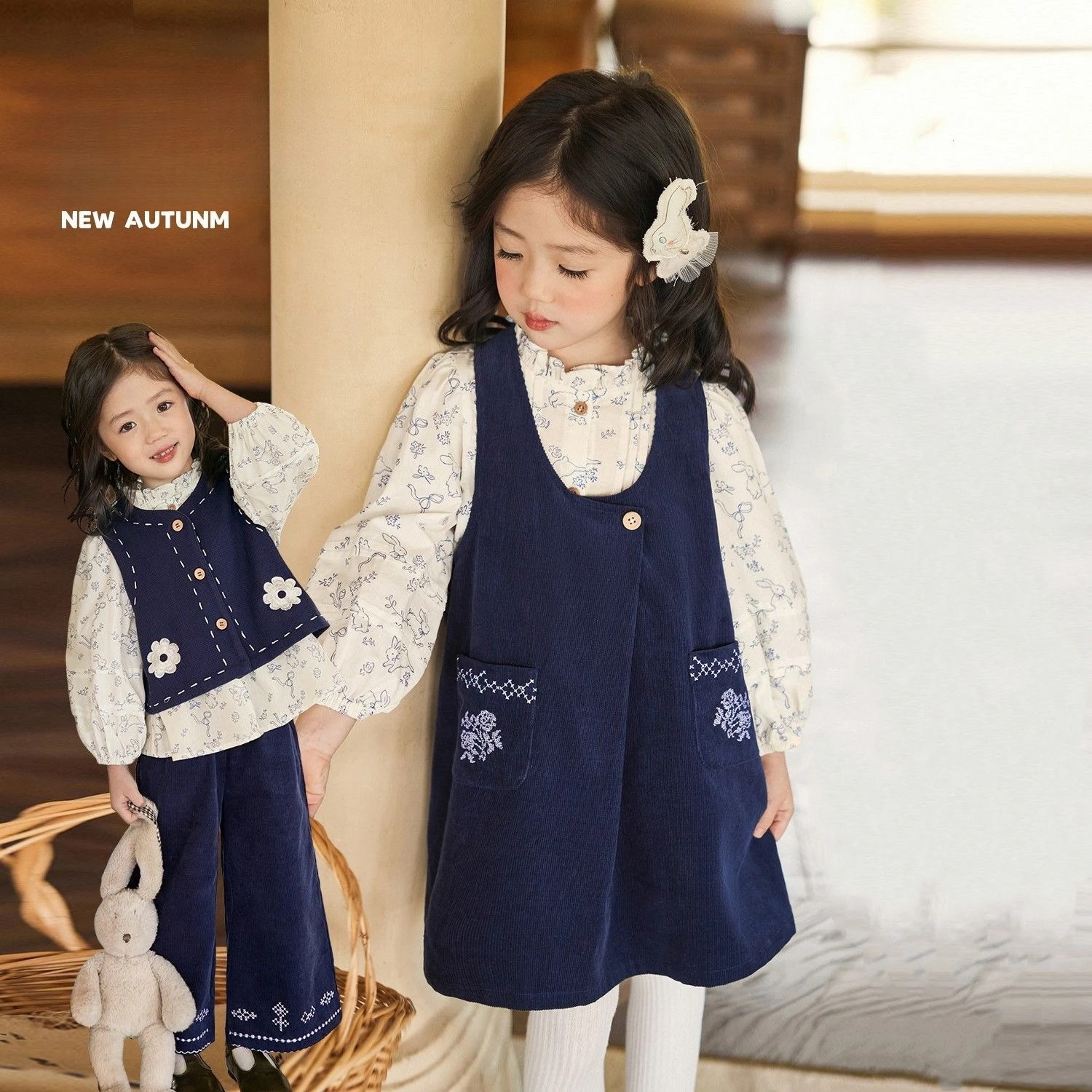

2025 New Autumn Girls Long Sleeved Princess Dress Embroidered Three Pieces Baby Girl Corduroy Set Fashion Lady