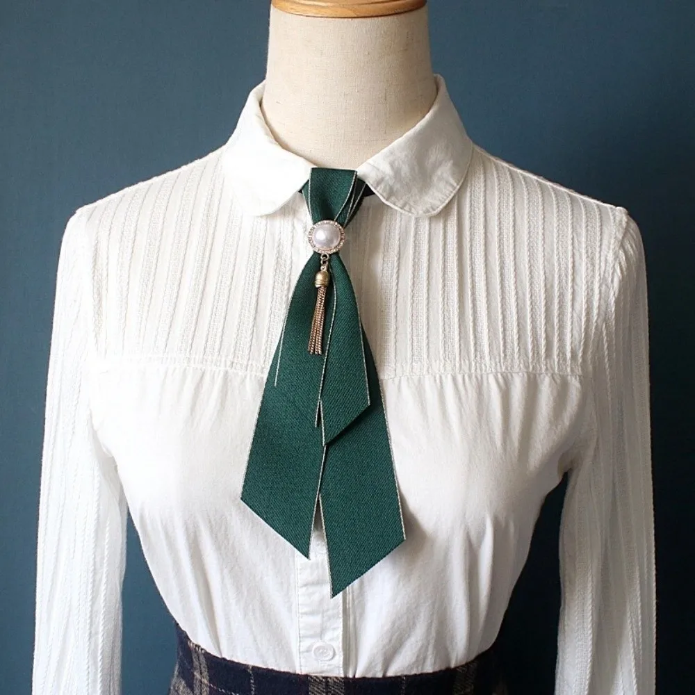 Modische Vintage Stoff-Krawatte mit Perlen, Handgefertigte Britische Fliege, Verstellbare Halsdekoration, Hemdkragen-Krawatte – Detail 8