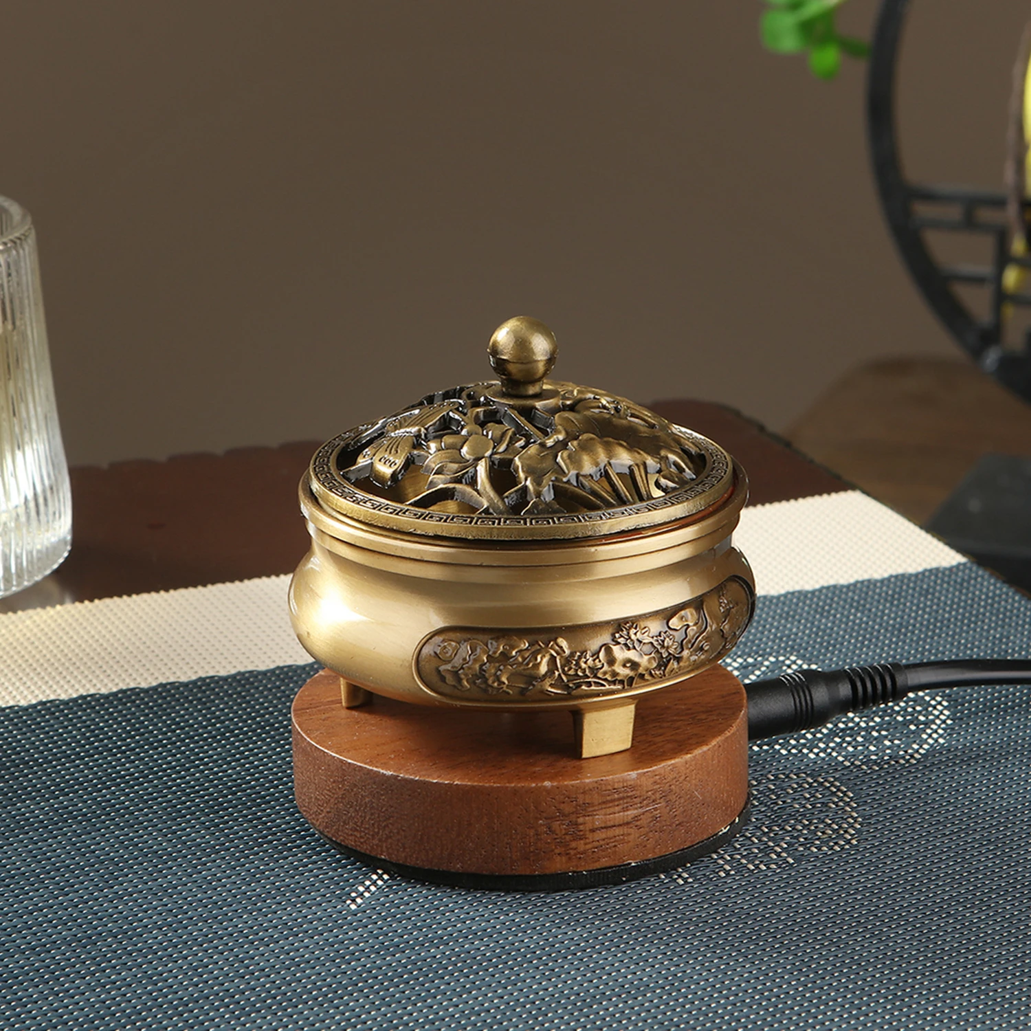 220V Electronic Incense Burner Bronze Essential Oil Burner Timing Adjustable Temperature Sandalwood Agarwood Incense Burner