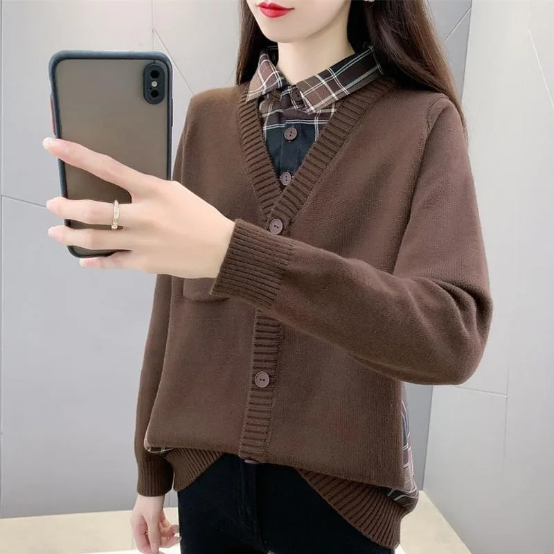 

New Autumn Fashion Trend Shirt Collar Fake Two Piece Patchwork Versatile Loose Reducing Age Foreigner Women's Knitted Sweater