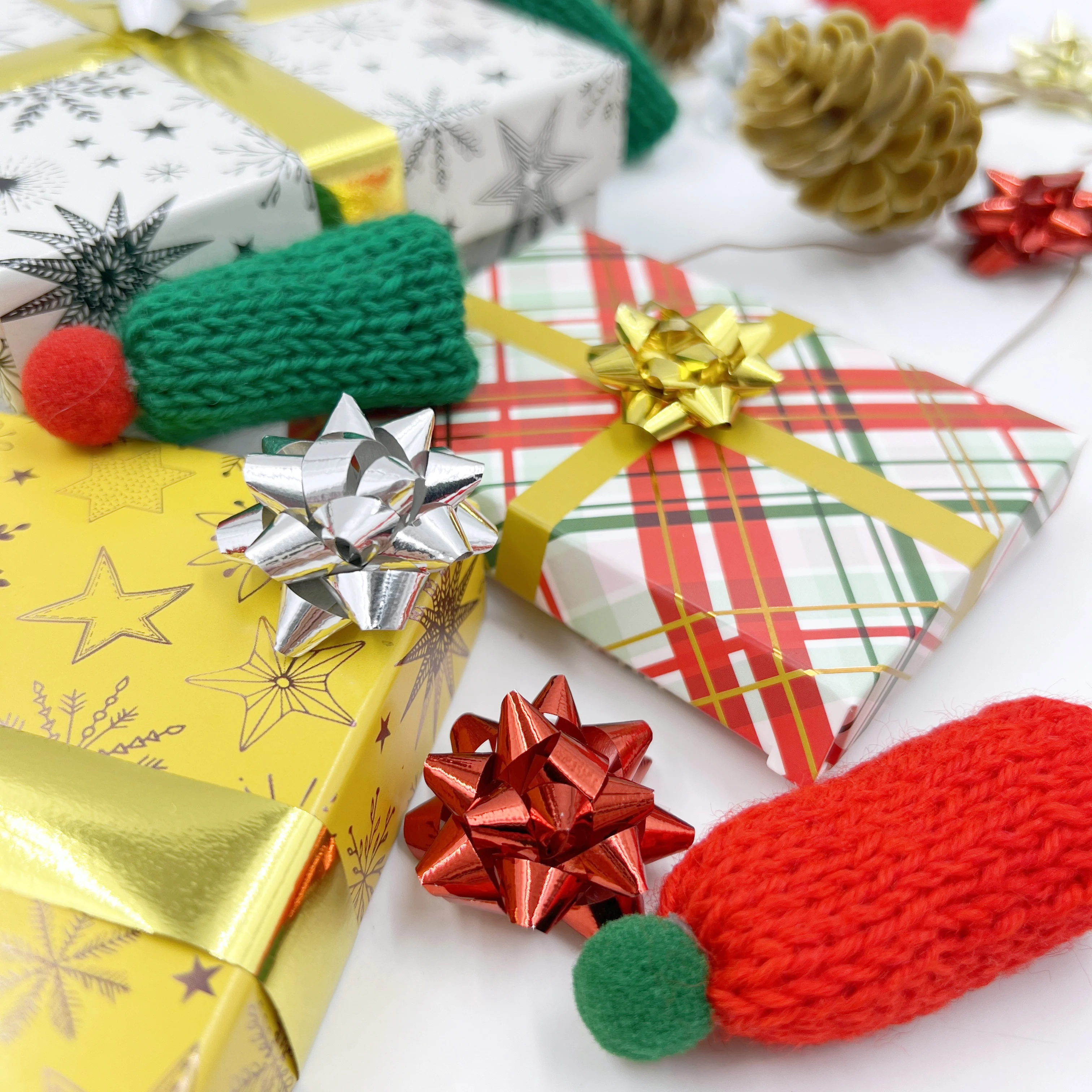 

Банты маленькие Звездные 80 шт. для упаковки подарков, разноцветные рождественские банты для вечеринок, дней рождения, свадьбы и других праздников