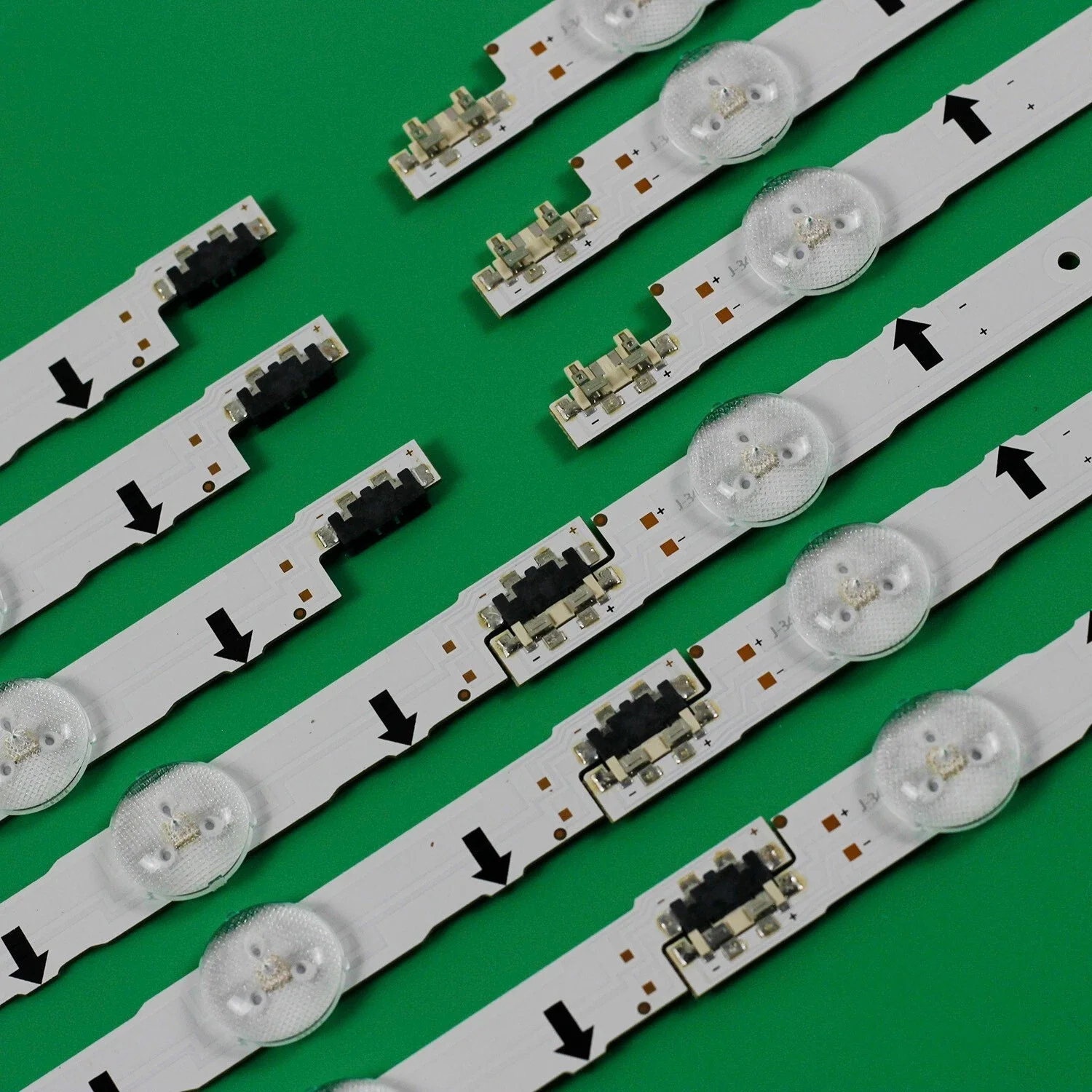 แถบไฟ LED รุ่น UN50J5500AF UE50H6200 UE50H6510 UE50H6290 UN50H5800 UE50H6400AWXZF หมายเลขอะไหล่ BN96-30428A BN96-30427A BN96-30425A BN96-30426A