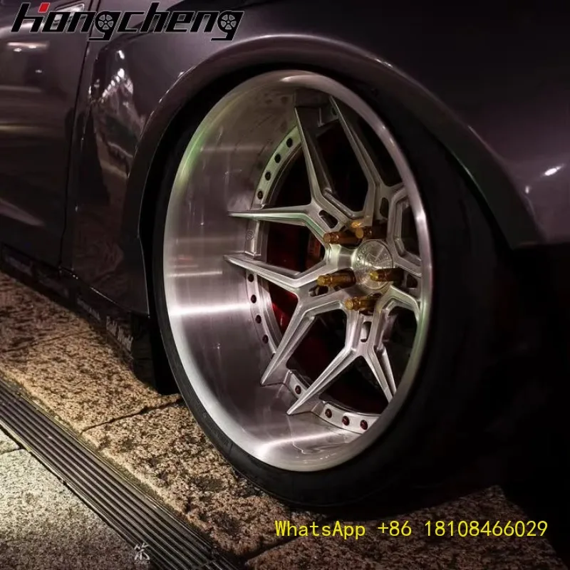 

Кованые диски из углеродного волокна 22-26 дюймов 5x120 5x114.3 5x130 6x139.7 напрямую от производителя