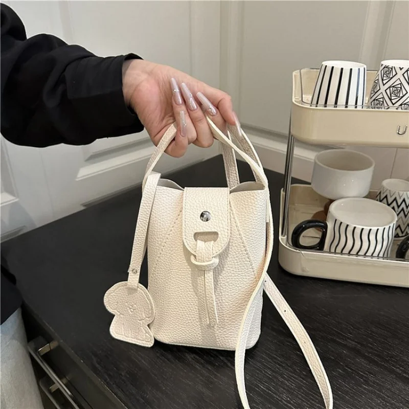 

Strong 2025 Новая женская роскошная брендовая кожаная сумка через плечо Известный дизайнер Популярная классическая повседневная сумка ​