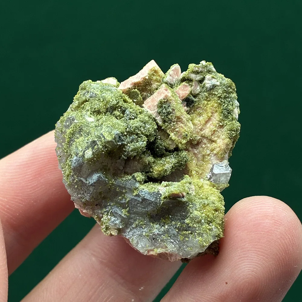 A0-1A 1PCS 100% Natural Green potassium feldspar Epidote Stones and Crystals Healing Crystals Quartz Gemstones - Image 5