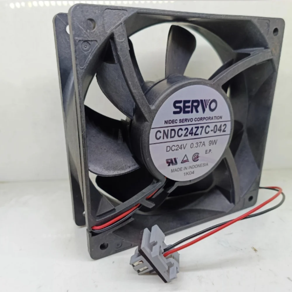 SERcalculator d'origine CNDC24Z7C-042 24V0.ino A 9W ventilateur de refroidissement Sicile à deux fils