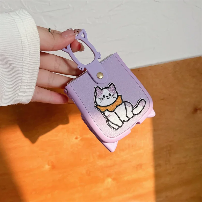 Embroidered Cat Phone Case for Samsung Galaxy Z Flip 6 5 4 3 Protective Back Cover for ZFlip4 ZFlip5 ZFlip6 Case