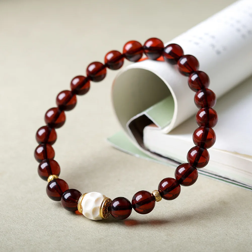 White Kyara Agarwood Mala Bracelet Lacquer Craft Nanhong Agate Amber Pearl New Chinese Style Wenwan Prayer Beads For Women - view 4