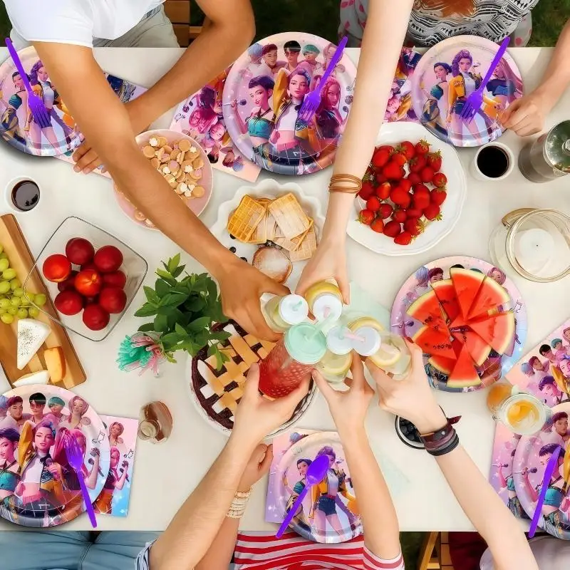 جديد شيطان الصيادين Kpop زينة عيد ميلاد مجموعة أدوات المائدة بالونات راية مفرش المائدة حقيبة Kpop كعكة ديكور لفتاة هدايا الحفلات