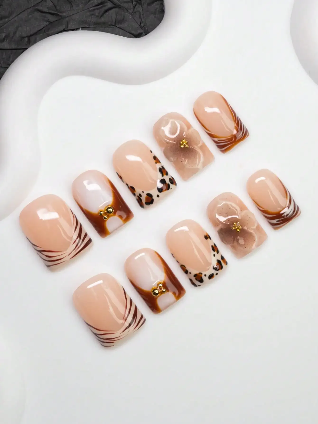 

10pcs Square Shaped Handmade Nail Tips, Y2K Baddie Style, Nude, Beige, Brown Colors With French Edge, Carved, Leopard, Zebra