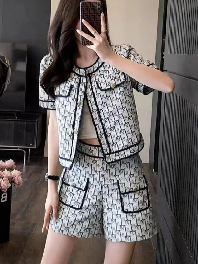 Letter Geometry Black Pattern 2 Piece Sets French Women Temperament Short Sleeve Jacket Shirts Short Pant Elegant Female Summer