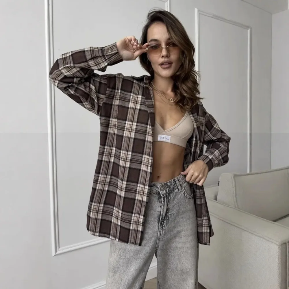 

Women's Retro Style Versatile Spring and Autumn Plaid Striped Long Sleeve Pocket Shirt