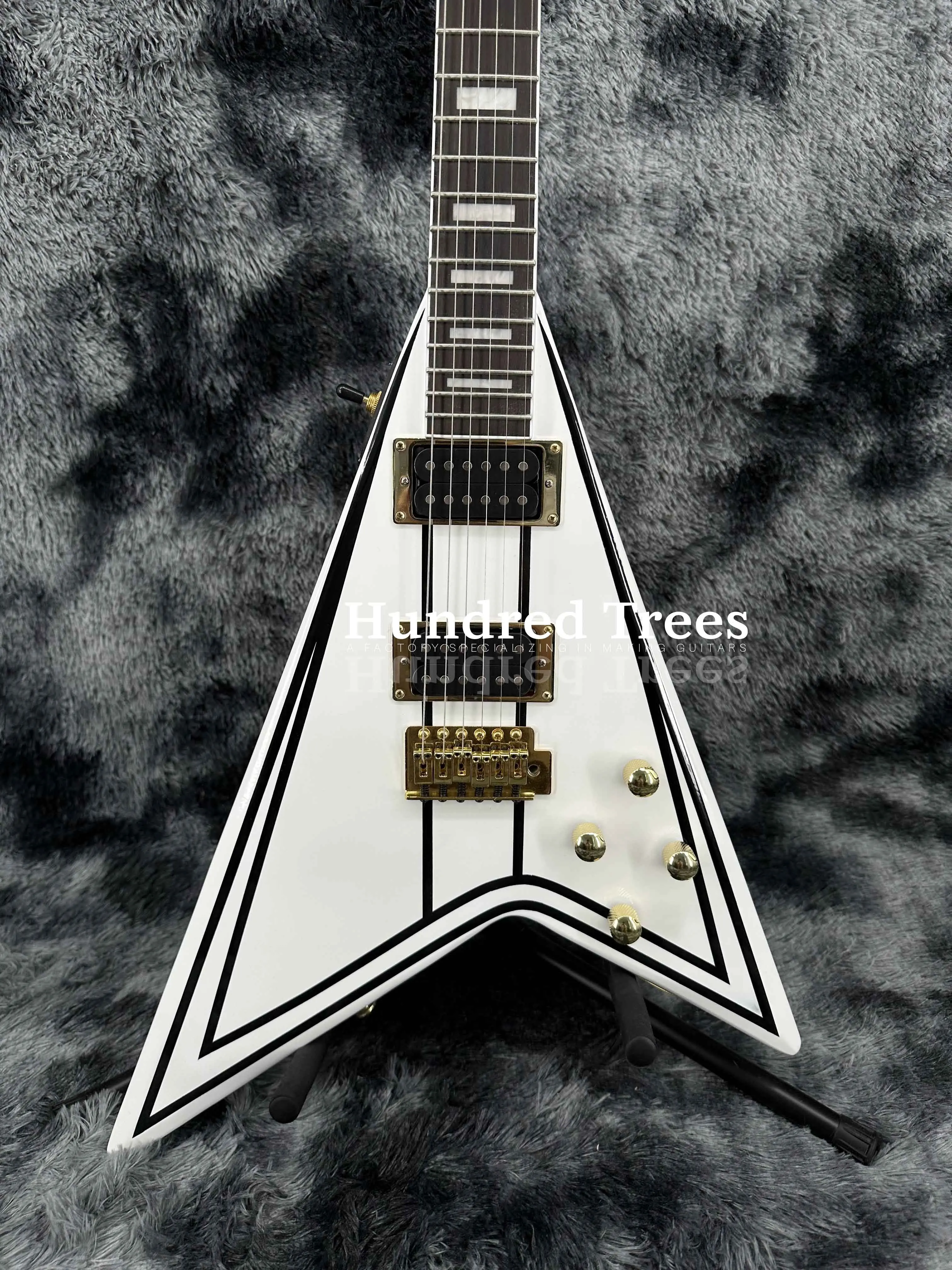 

Flying V White Electric Guitar HH Pickups Chrome Hardware Mahogany Solid Body Free shipping