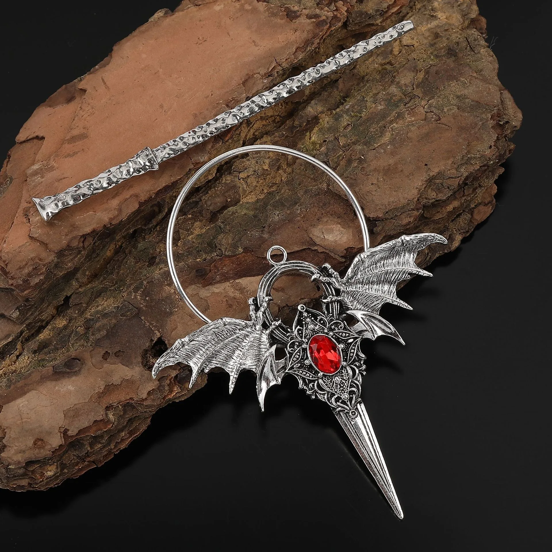 Klips do włosów damski ze stopu, z kolorowymi kamieniami szlachetnymi, motywem skrzydeł, w stylu hip-hop punk, kreatywny design, idealny na imprezy, bankiety, festiwale muzyczne, akcesorium do włosów.