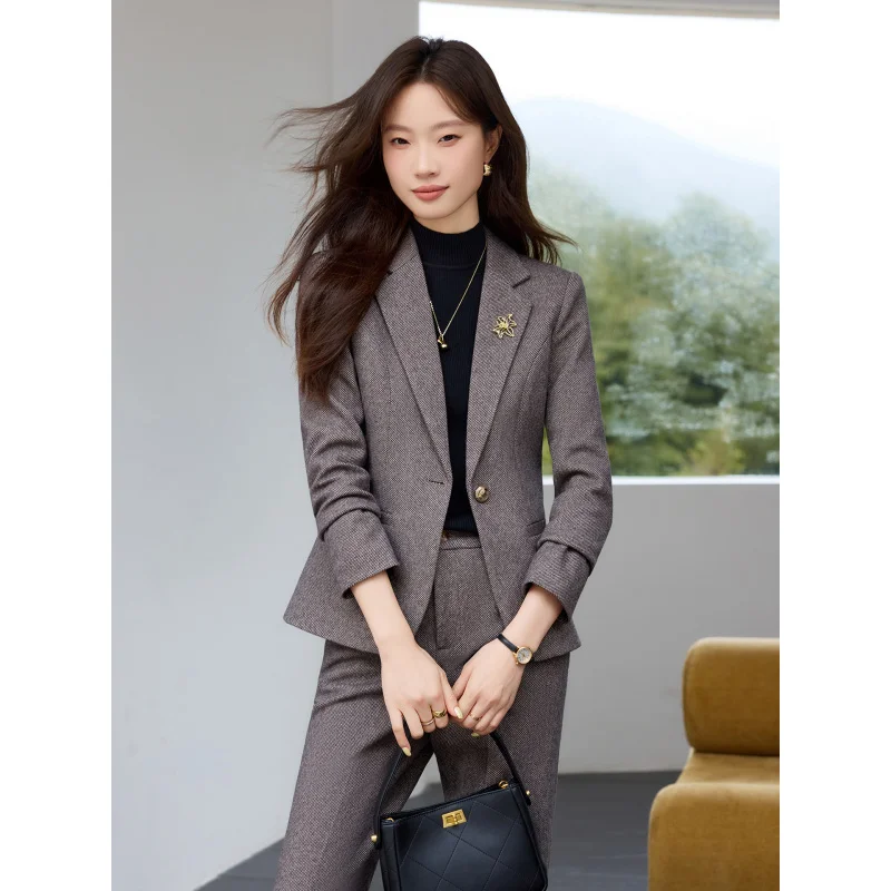Light brown woolen suit for women, autumn and winter2025New stylish and versatile thick slim-fit blazer