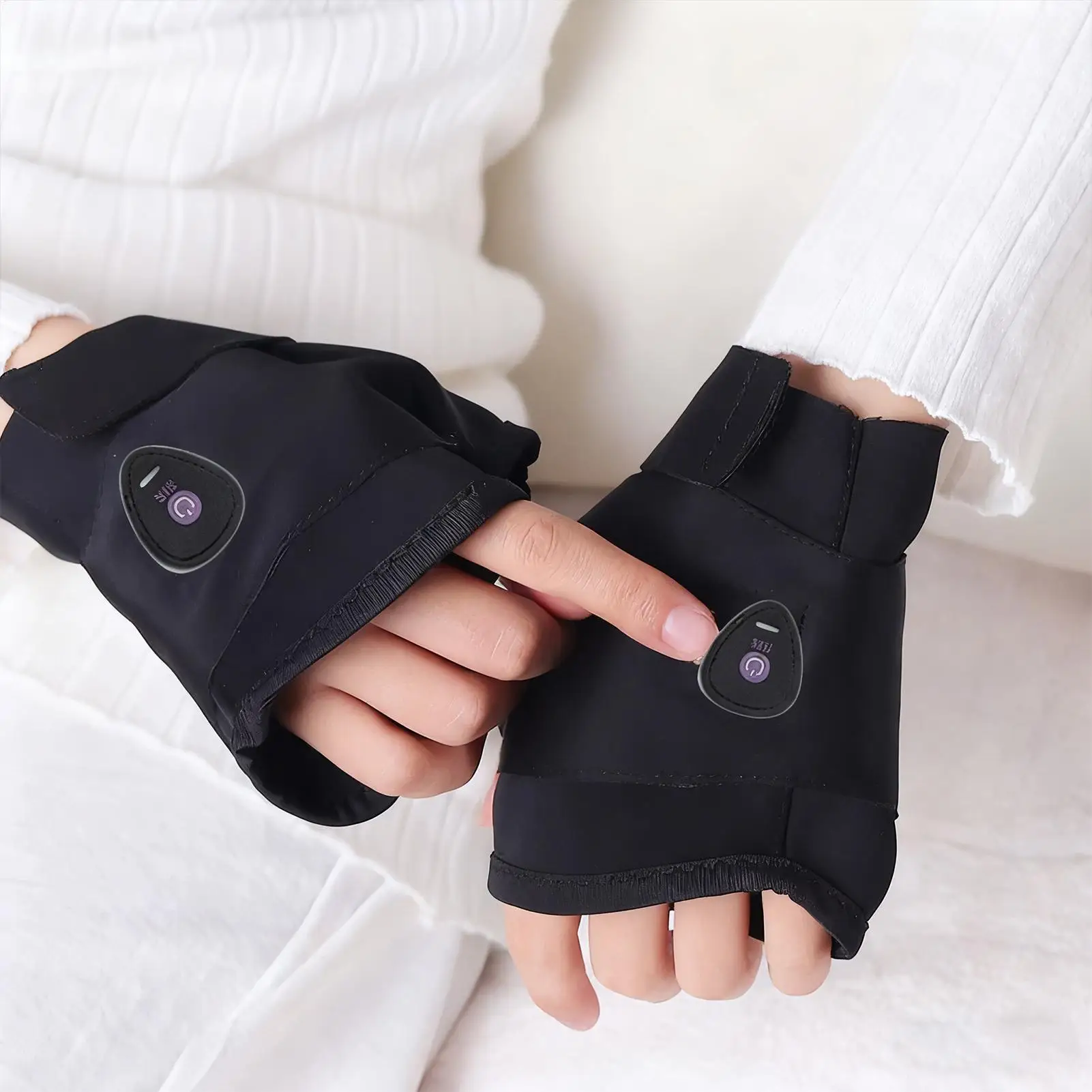 

Motorcycle Electric Heated Gloves Adjustable Temperature Half Finger Warmer Type-C Rechargeable Electric Thermal Gloves