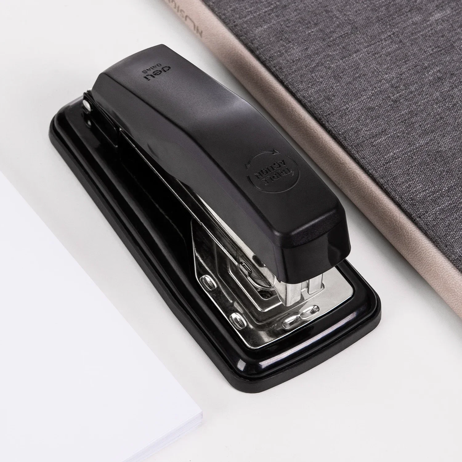 Deli Stapler putar 24/8 berputar 50 lembar buku mengikat Stapler halus Stapler perlengkapan kantor Aksesori sekolah Papeleria