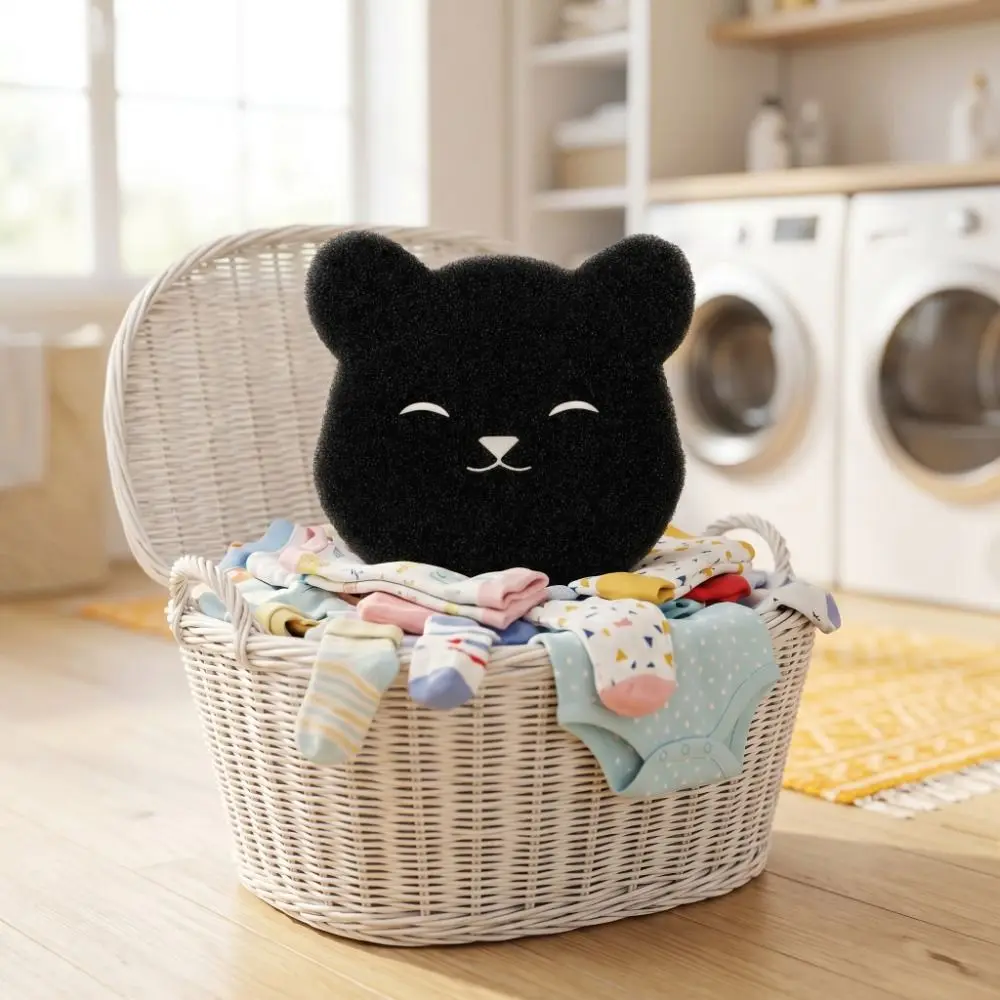 4 pcs Sucking Hair Bear Shape Pet Hair Remover Black Reusable Laundry Ball Household Wet Dry Use Laundry Adhesive Film Clothes