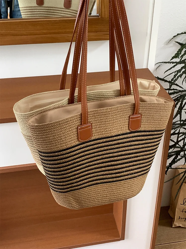 Handwoven Large Capacity Straw Tote Bag Women's Summer Vacation Beach Holiday Handbag Casual Simple Style Commuting Bag