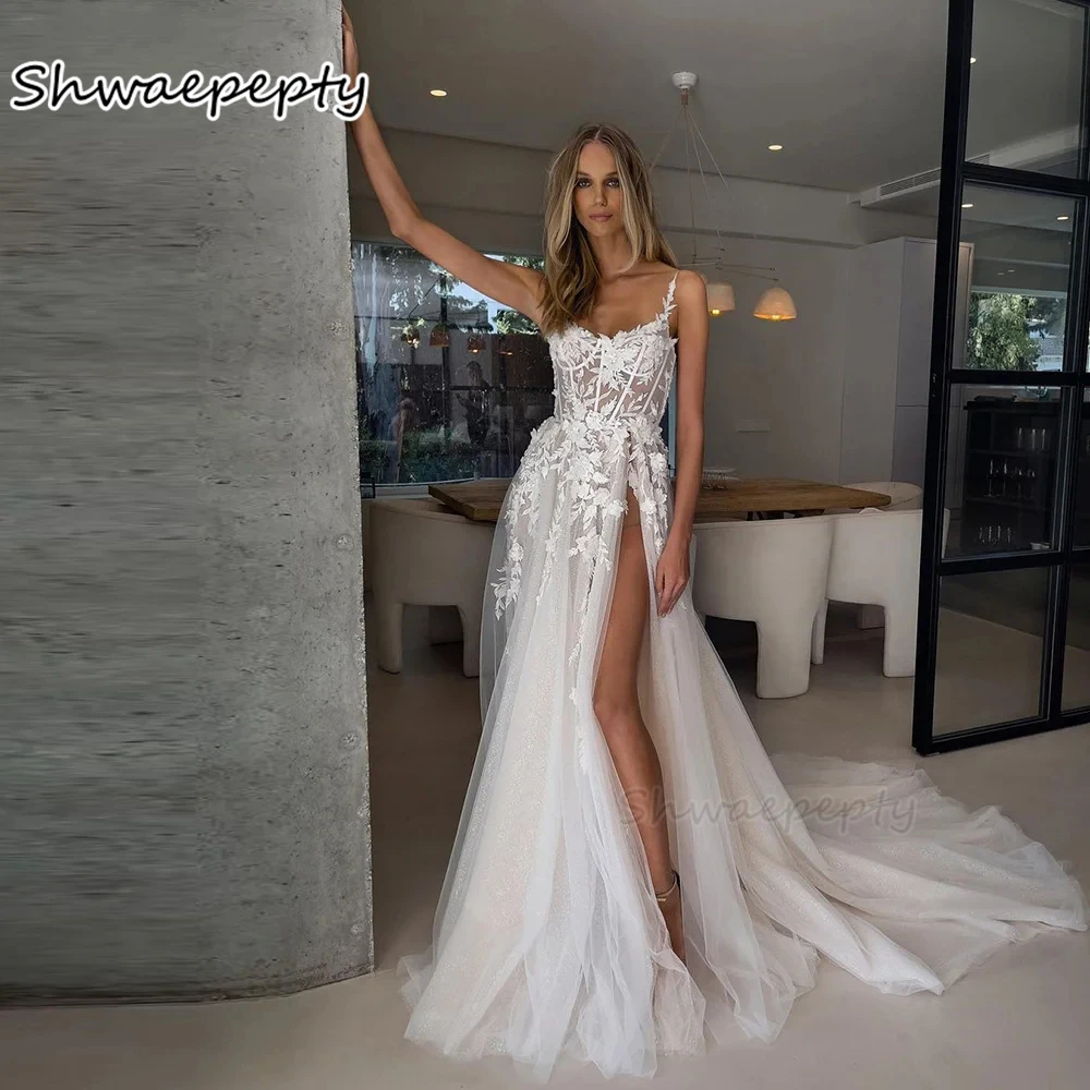 

Side High Split Beach Wedding Dresses Spaghetti Straps A-Line Boho bridal Gowns With Lace Appliques Customized Ivory Robe 2025