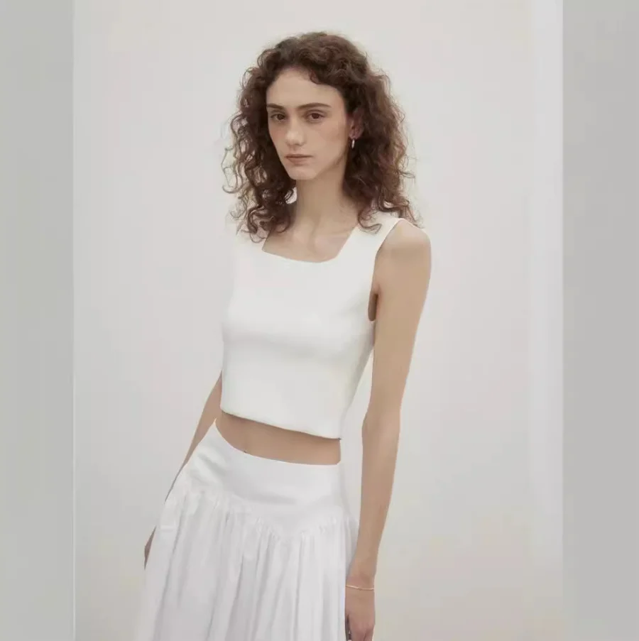 Slim Fit couleur Pure col carré tricoté gilet été 2025 coréen décontracté Sle femmes Faion mince matériel modèle