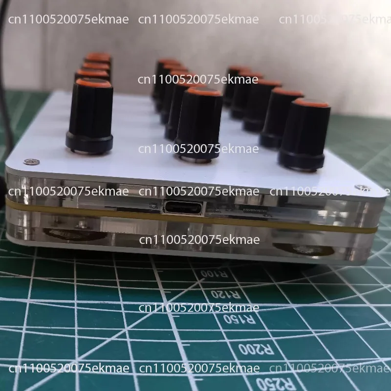 Customisable USB-C Music Controller with Rotary Knob