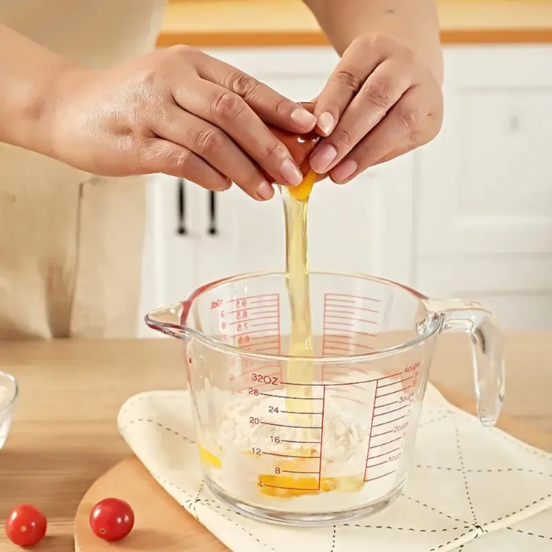 

500ml Microwave-Safe Glass Measuring Cup with Scale, Ergonomic Handle for Baking & Cooking
