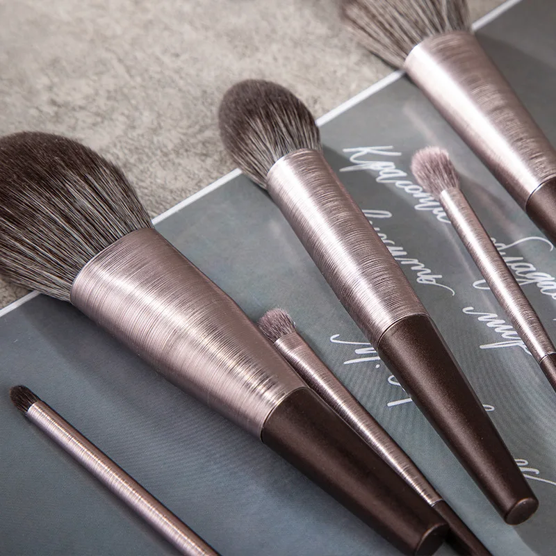 10-teiliges Make-up-Pinsel-Set mit weichen Borsten und Beutel – verdickte Aluminium-Aderendhülsen, Puder, Rouge und Lidschattenpinsel